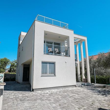 Karma 52 Villa Zára Kültér fotó