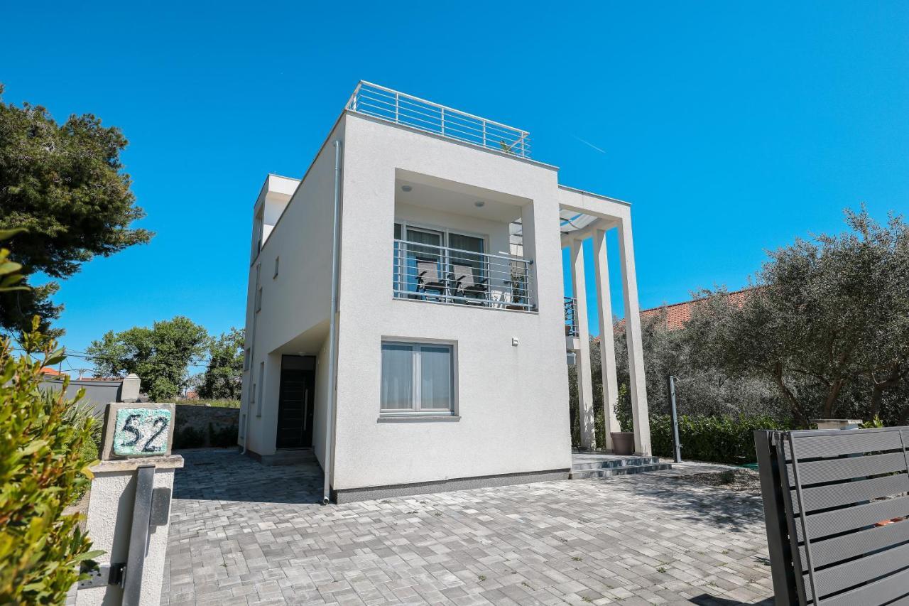 Karma 52 Villa Zára Kültér fotó